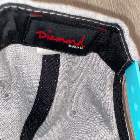 Like New Men’s Diamond Supply Co. Hat - Picture 2 of 3